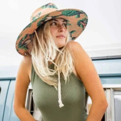 Dancin Turtles Resort Hat 9 Dancin Turtles Resort Hat -Pink Floyd shop RETGDDTTRH 2 60115.1658764106